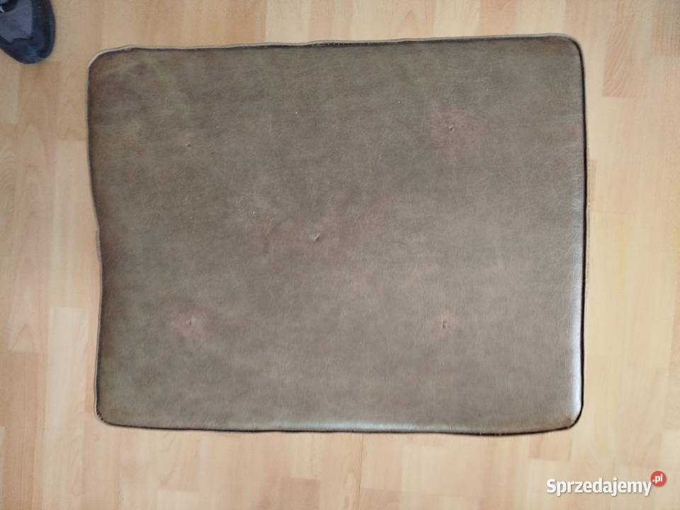 Taboret z miękkim siedziskiem krytym sztuczną Kraków sprzedam