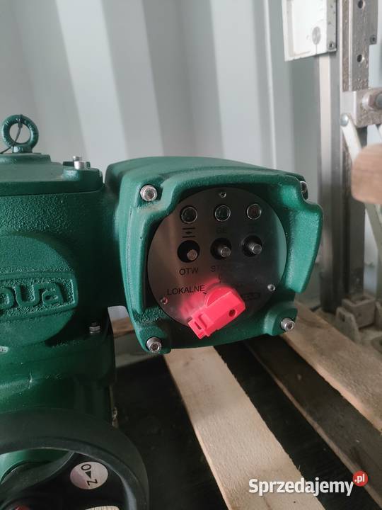 Sprzedam zawór hydraulicznysiłownik ze Świecie sprzedam
