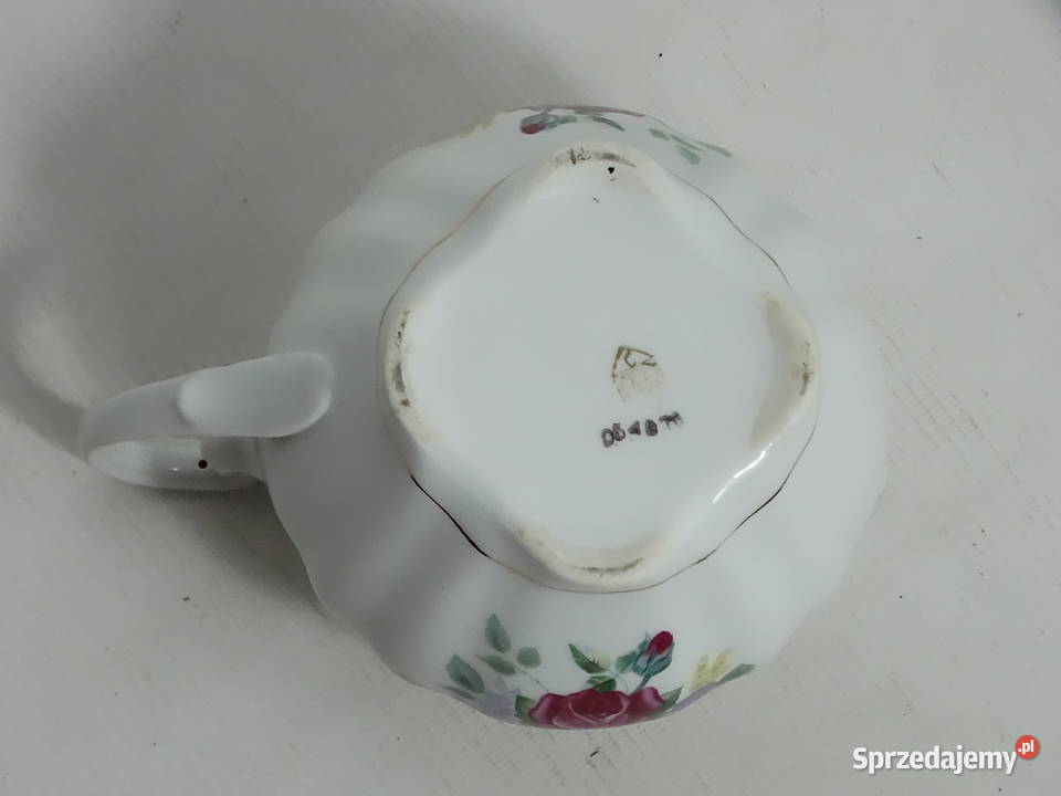 Porcelanowy mlecznik Ćmielów motyw kwiatowy