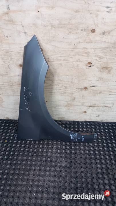 MERCEDES W245 BŁOTNIK PRZÓD PRAWY 391 osobowe Zbierkowo