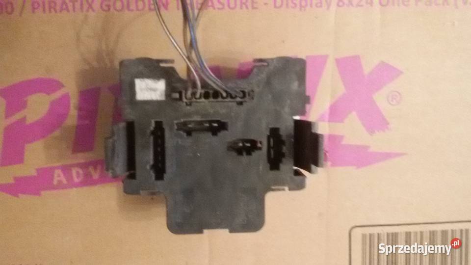 WKŁAT LAMPY TYLNEJ LEWEJ VW T4 Elbląg