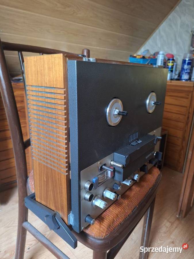 Ucher rojal de lux DVD i Blu-ray Wyszków