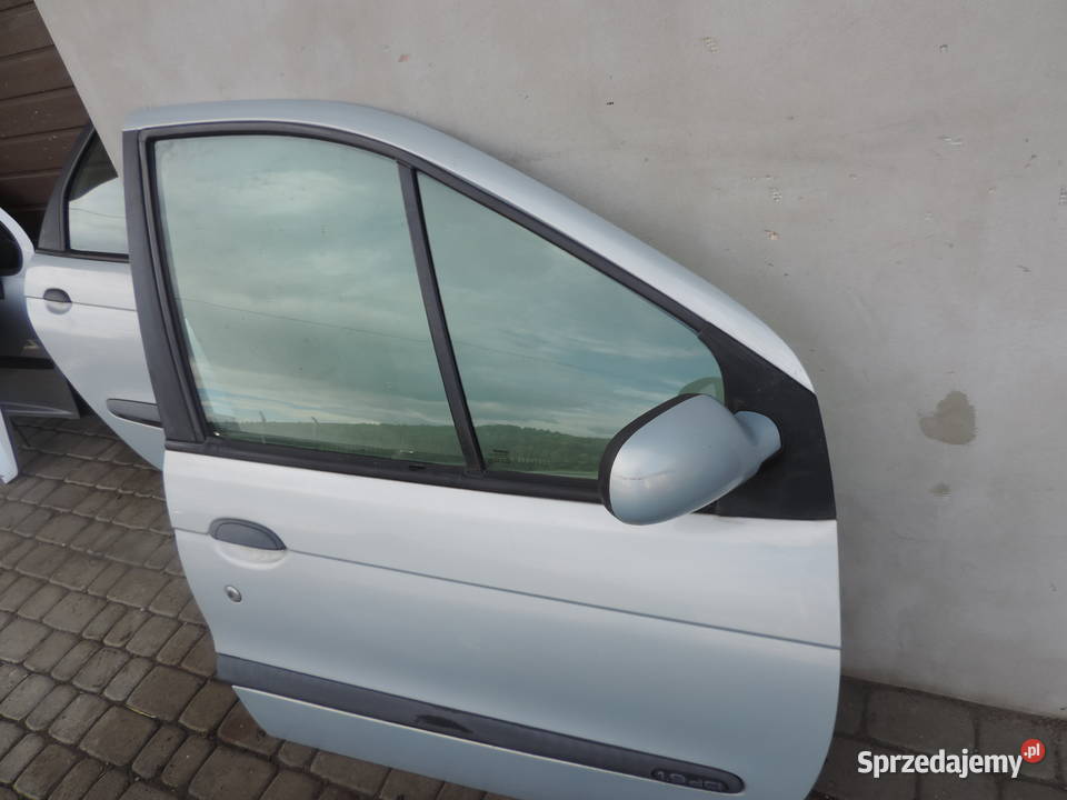 DRZWI PRAWY PRZÓD RENAULT SCENIC 1 FL LAKIER osobowe Motoryzacja Nowy Sącz