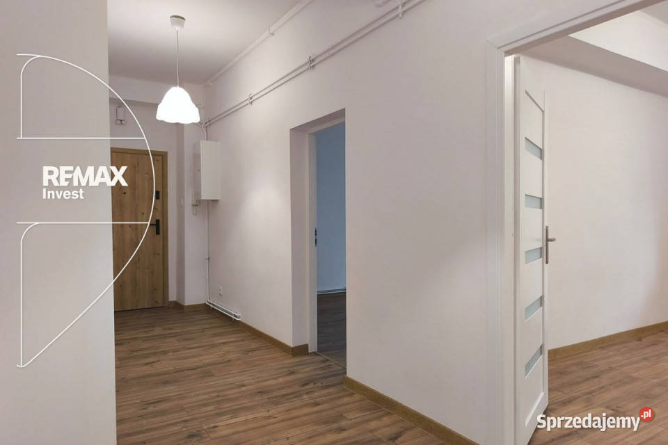 68 m 2 pokoje Centrum Duży balkon Bielsko-Biała