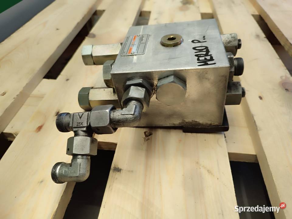 Blok hydrauliczny R930006932 05714403043500A Wilkowo