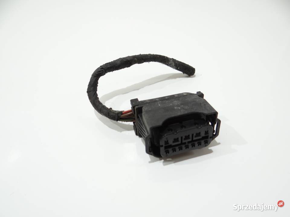 KOSTKA WTYCZKA LAMPY PRZÓD BMW F11 XENON Strzyżewice sprzedam