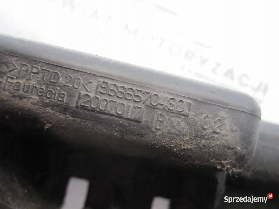 PEUGEOT 508 I SW 11r ślizg zderzaka prawy przód