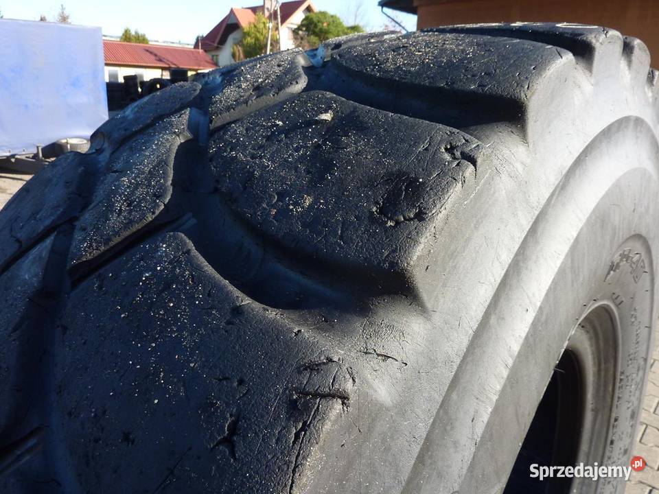 Opona używana przemysłowa 235R25 GOODYEAR GP40 Zaścianki sprzedam