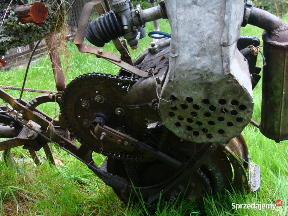 obsypnik do ziemniaków na silniku WSK nieuszkodzony Limanowa