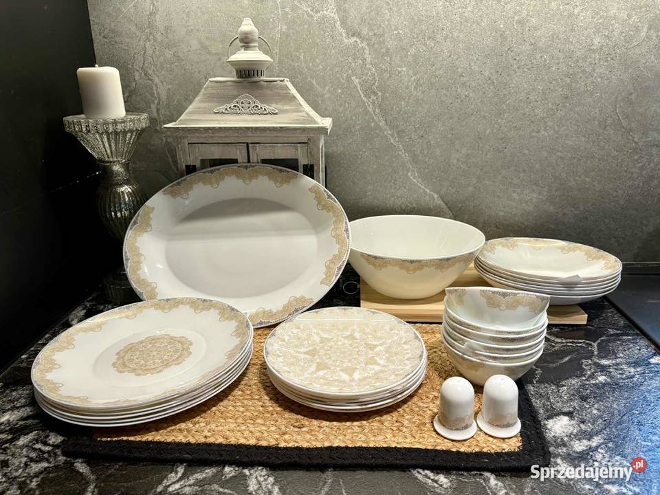 199 Serwis obiadowy 28 elementów Królewski