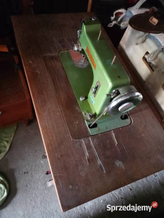 Maszyna do szycia Świerczów