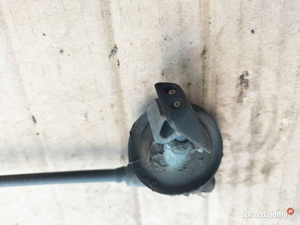 AUDI 80B3 80 B3 DYSZE SPRYSKIWACZE MASKI