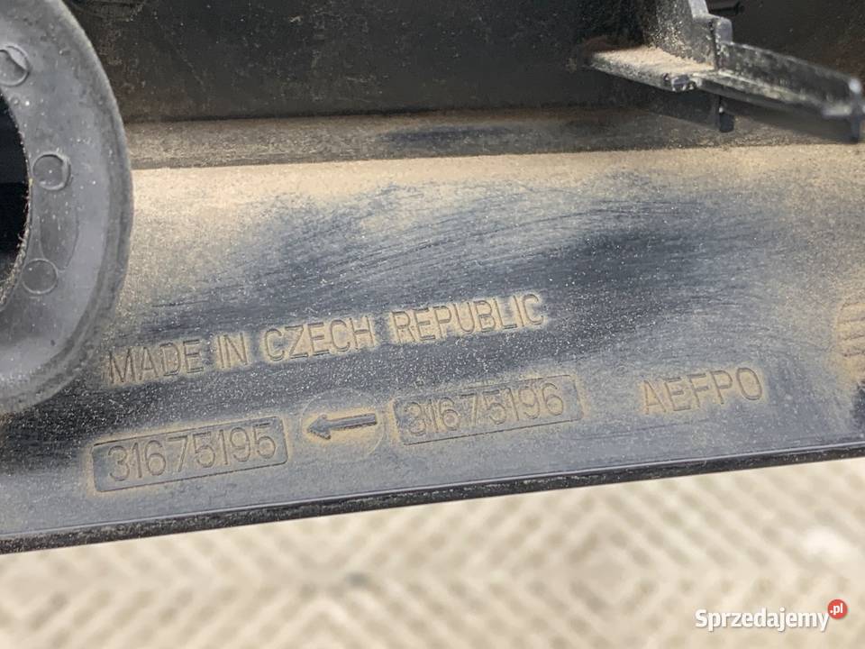 LISTWA KLAPY TYŁ VOLVO V60 I Kombi 1018 31675195 osobowe