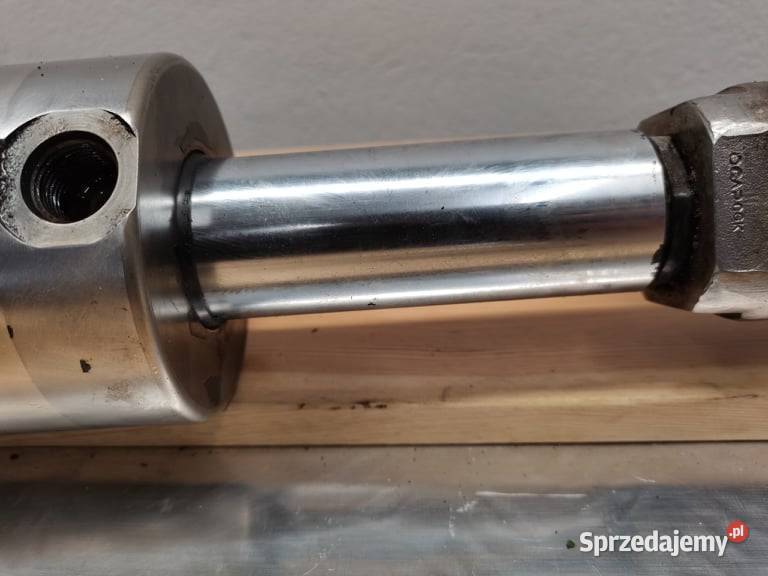 Holland LM 5040 Siłownik skrętu Spicer przód Wilkowo
