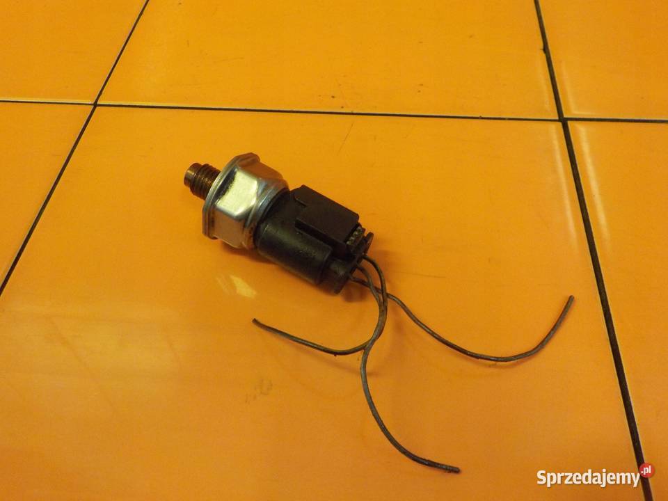 MERCEDES W204 C200 22 CDI 12r 136 651 czujnik osobowe Suków