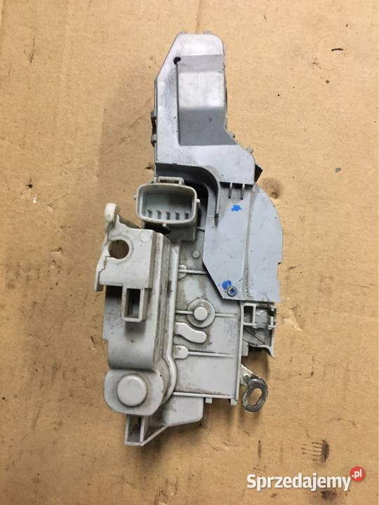 Zamek drzwi lewy przód Fiat Bravo ll 151827956 osobowe