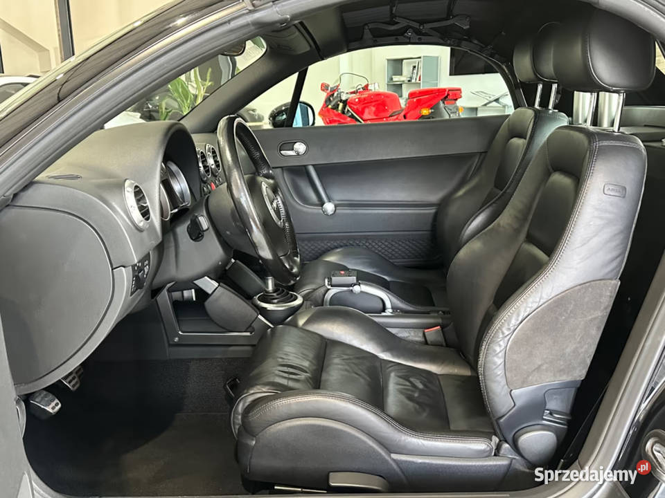 Audi TT kabriolet 2001 czarny Samochody osobowe Piła sprzedam
