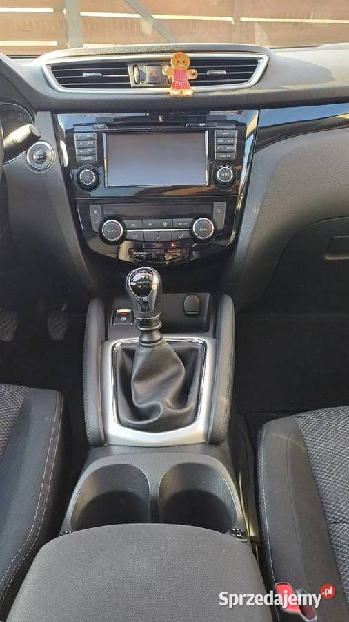 Perłowy Nissan Qashqai że szklanym dachem 115KM Kraków