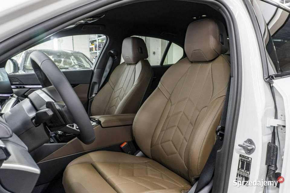 BMW 520 520i Limuzyna Dostępny ręki G60 2023 łódzkie Łódź