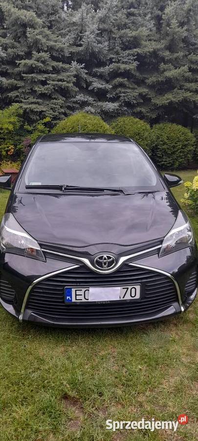 Toyota Yaris 10 czarny sprzedam