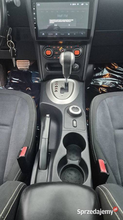 Nissan Qashqai2 4 X 4 7 Osobowy Automat Stan przyciemniane szyby sprzedam