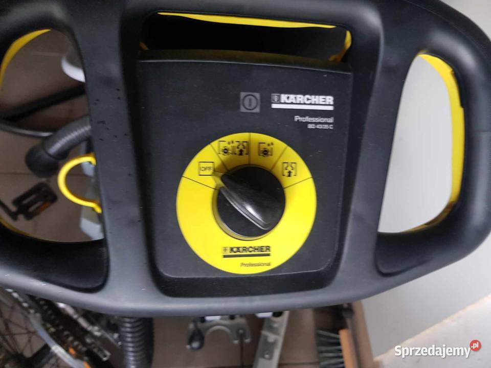 Szorowarka Karcher BD 4325