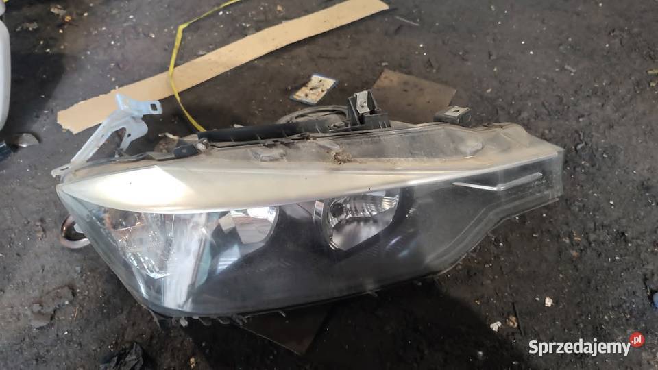 Reflektor lampa lewa prawa przód przednia BMW Książ Wielkopolski