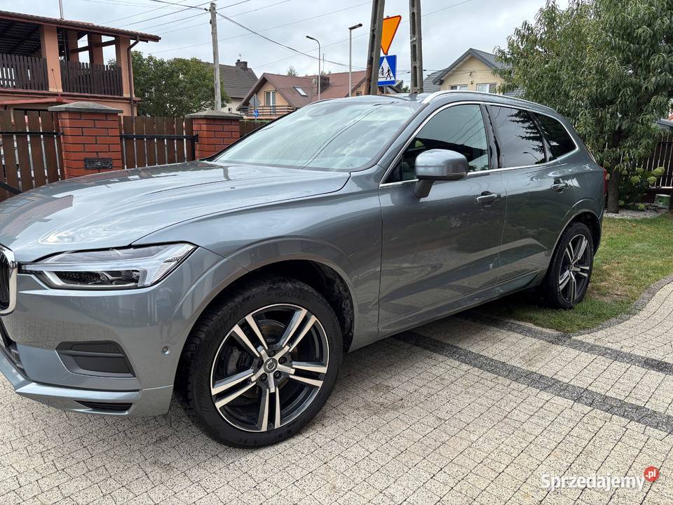 Volvo XC60 T5 Momentum AWD Kobyłka