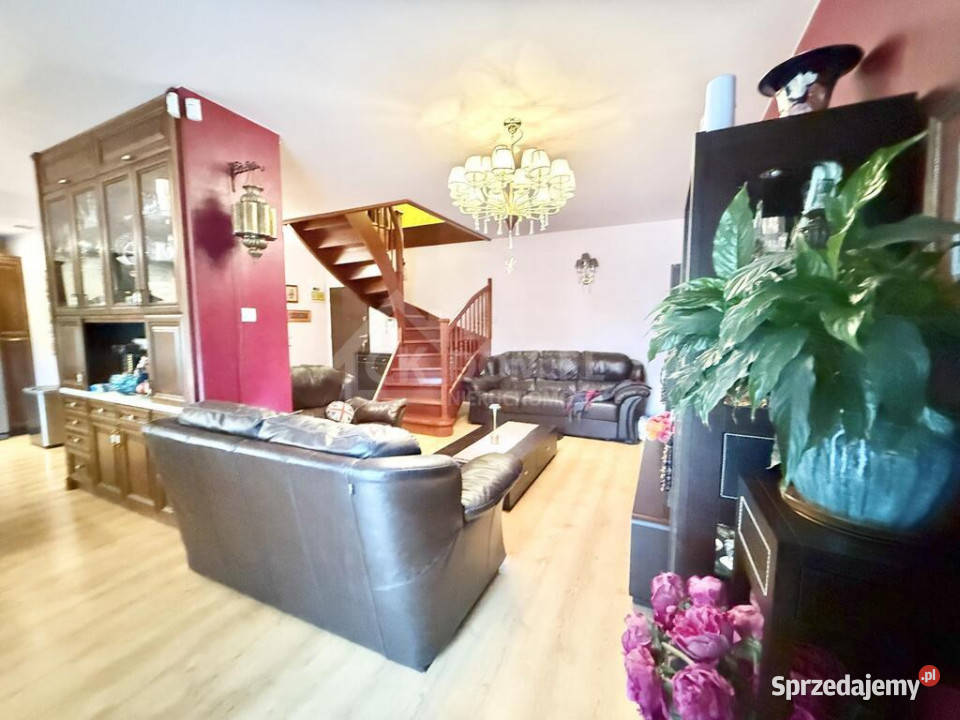 Dwupoziomowe mieszkanie Kielce Stok piwnica 40 sprzedam