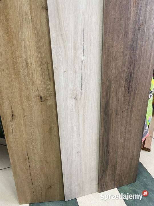 Stopnica gres płytka Ciemny Orzech 30x120 schody Zakopane