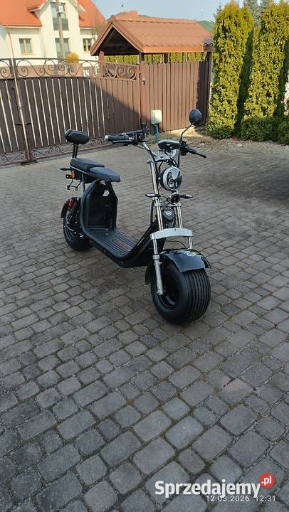 Skuter elektryczny