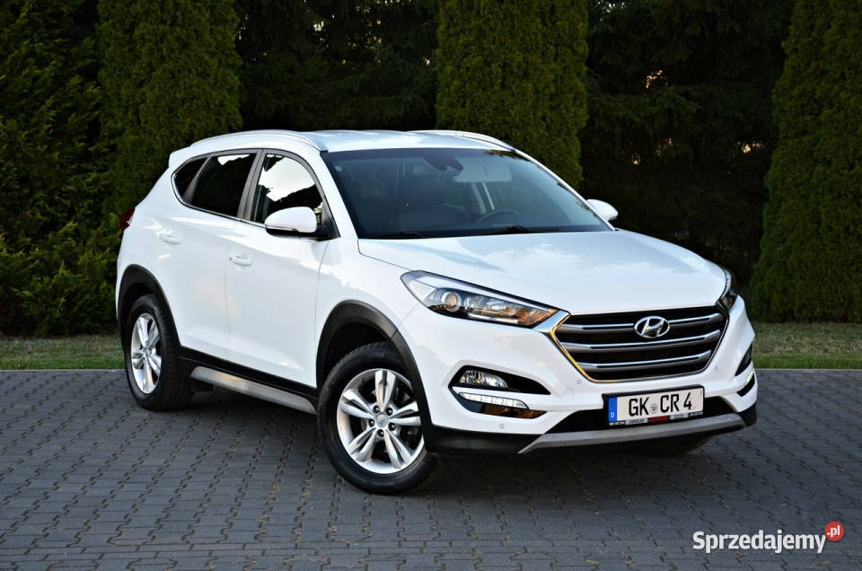Hyundai Tucson 16 GDI 135 Z GazemNavi Kamera Samochody osobowe Ostrów Mazowiecka sprzedam