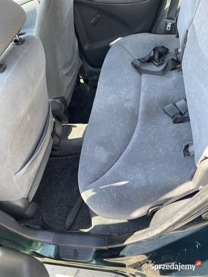 Toyota Yaris oszczędza świeży przegląd Wrocław