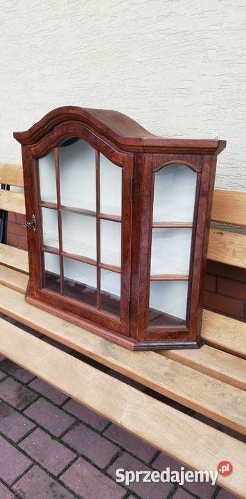 Witrynka wisząca na ścianę witryna stylowa Szafy, regały, półki Sulbiny