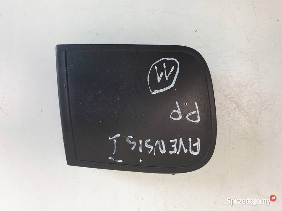 Avensis T22 PRAWA ZAŚLEPKA HALOGENU zderzaka Rudka