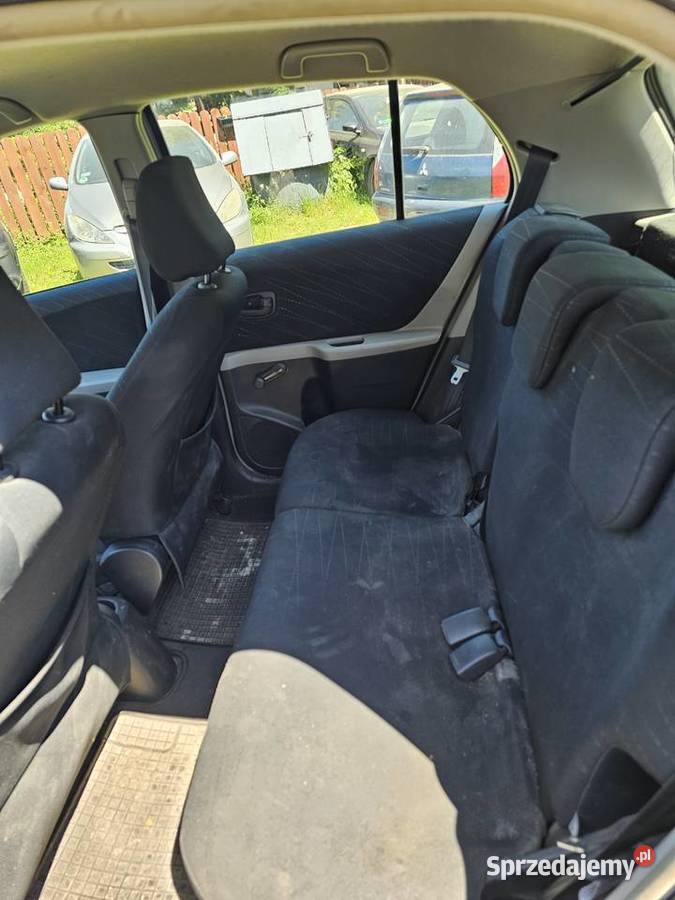Toyota yaris 14d 2006r Emilia
