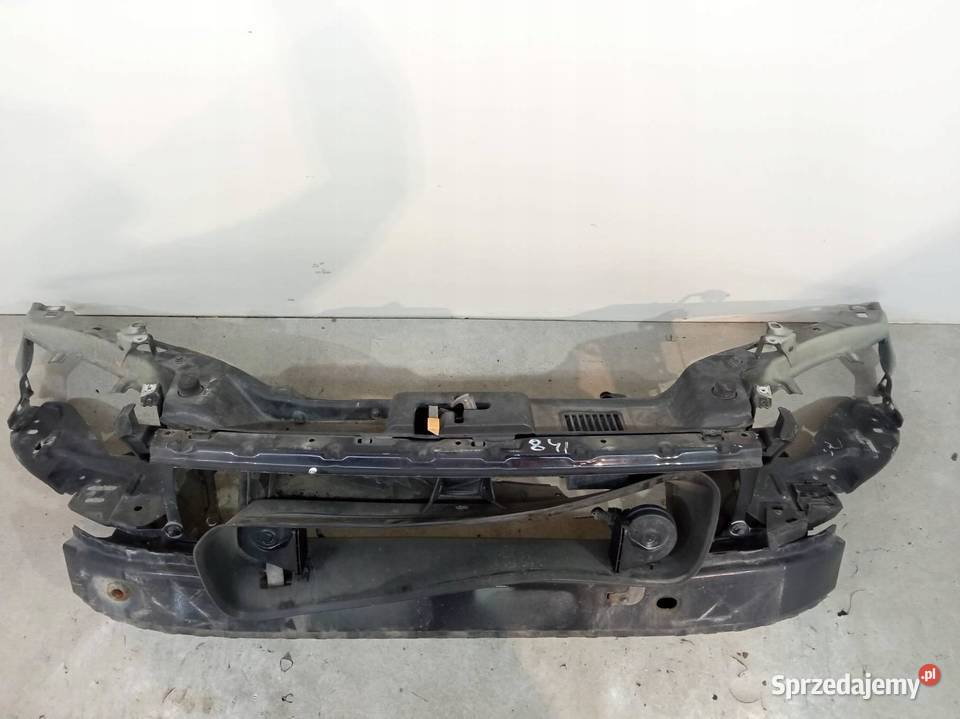 PAS PRZEDNI VOLVO V50 Volvo V50 I 20042012