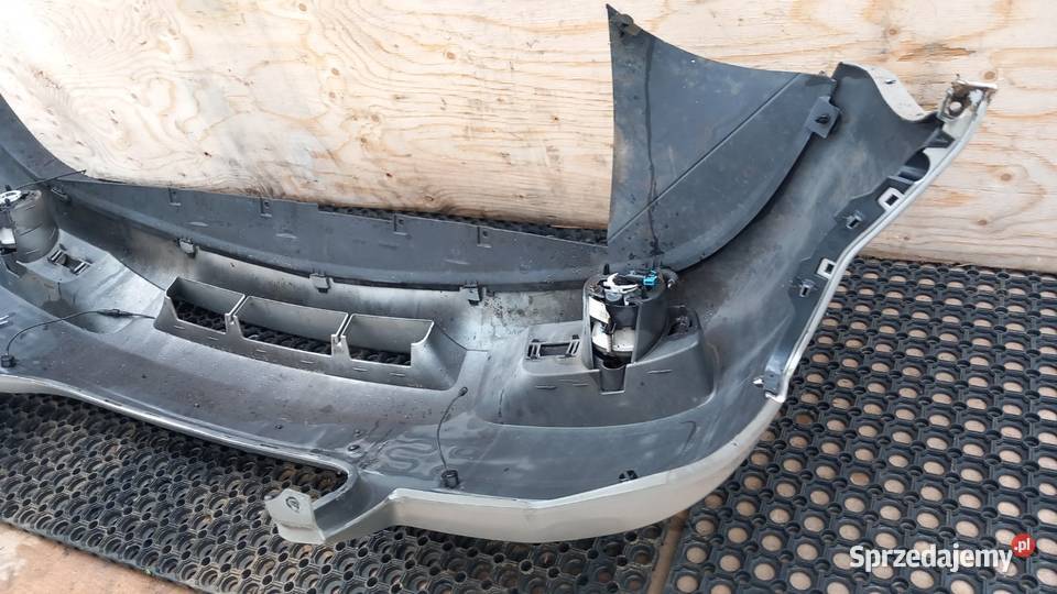 CHRYSLER TOWN COUNTRY ZDERZAK PRZÓD HALOGEN Zbierkowo