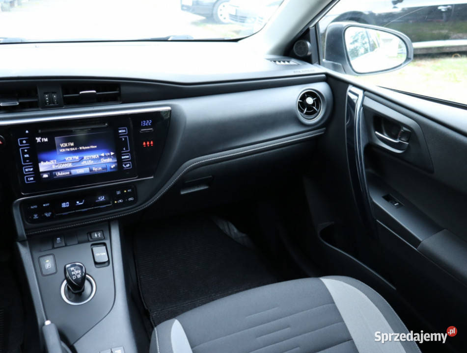 Toyota Auris Hybrid mazowieckie Piaseczno sprzedam