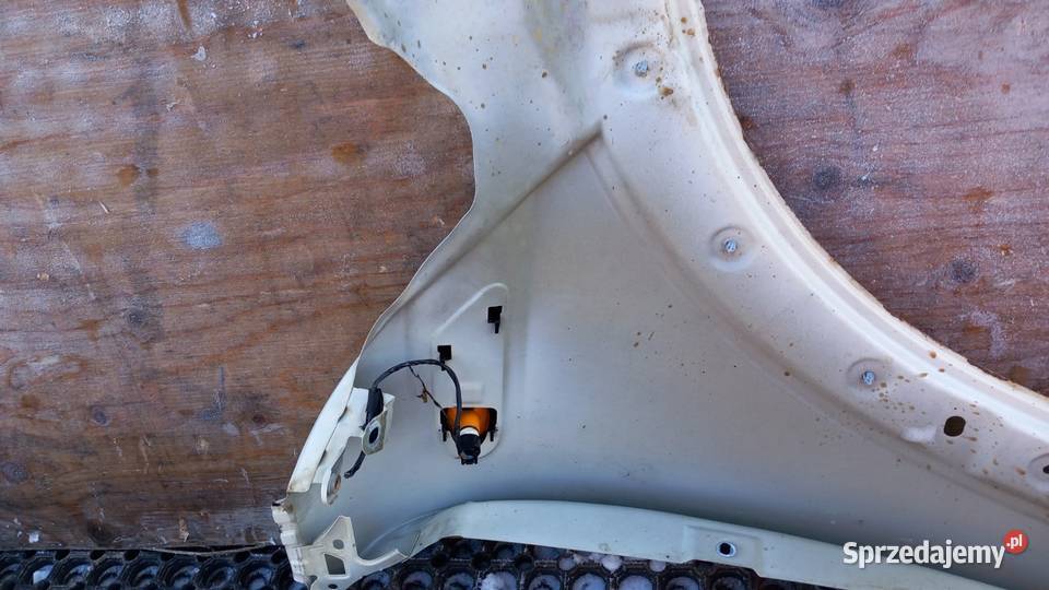 MINI COOPER D R56 BŁOTNIK PRZÓD LEWY 8500 Zbierkowo
