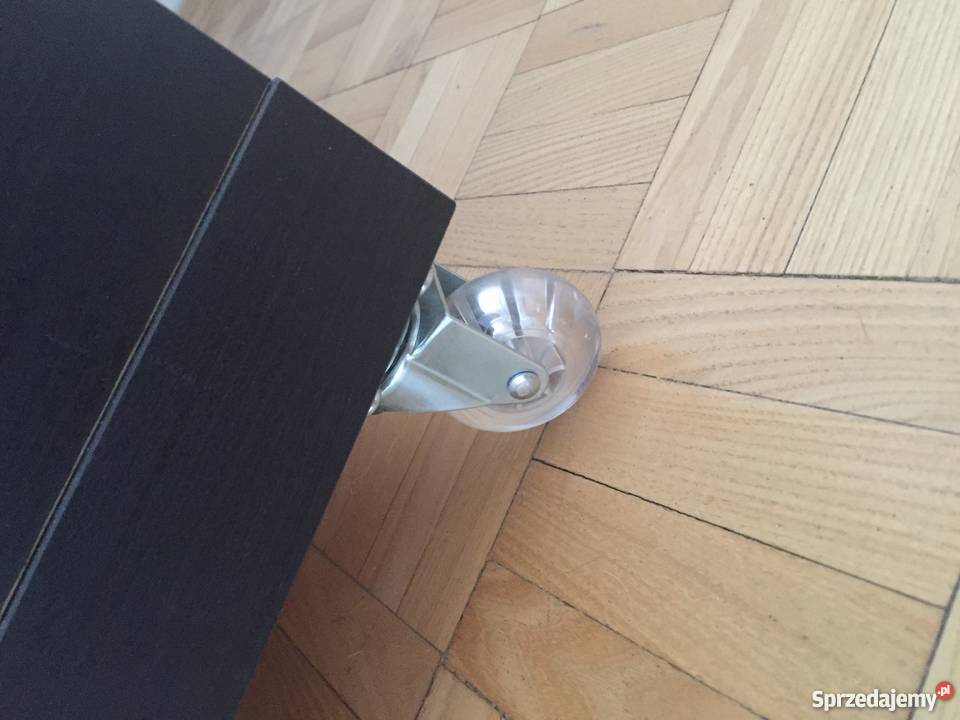 Stolik na kółkach ikea