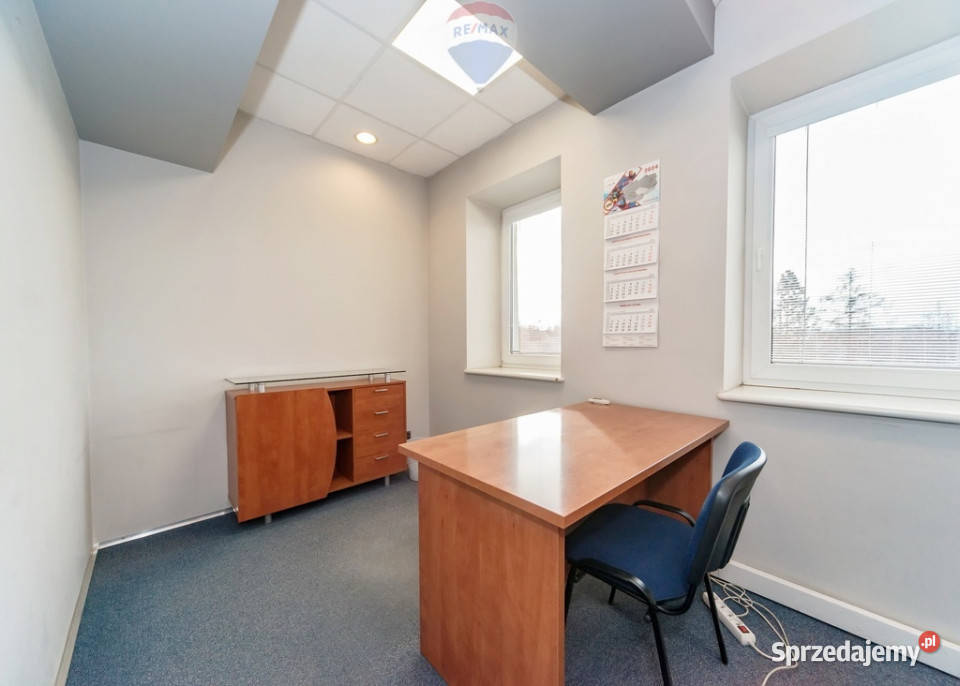 Wjazd z DK magazyn biura TIR S1800m śląskie Bielsko-Biała