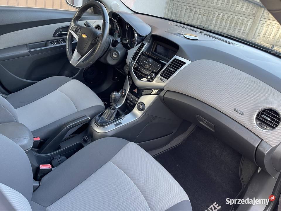 Chevrolet Cruze 18 benzyna Klima Nowy rozrząd 141KM Częstochowa