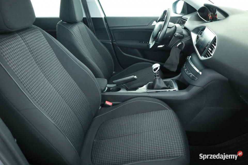 Peugeot 308 15 BlueHDi Piaseczno