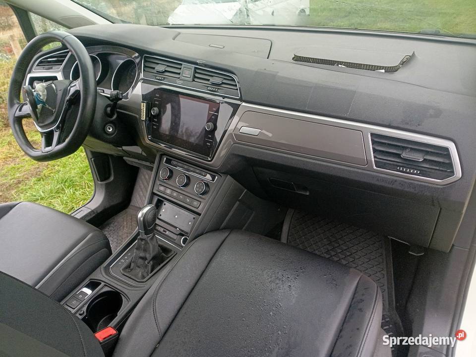 VW Touran 5TA 2019 części fotel próg tapicerka osobowe Pozostałe Rusiec