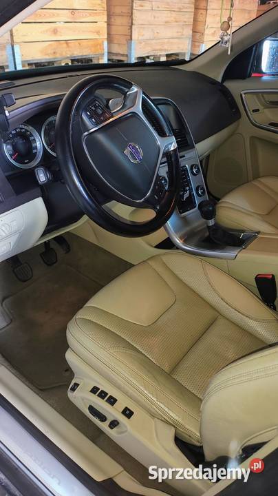 Volvo XC60 2012 r 20d5 cylindrów wersja Lipsko
