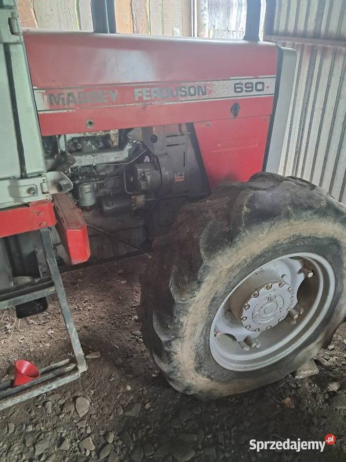 Massey Ferguson 690 Massey Ferguson Stawisza