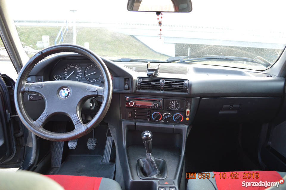 BMW E34 525i benzyna ładnie zachowana 192 24V benzyna Białystok