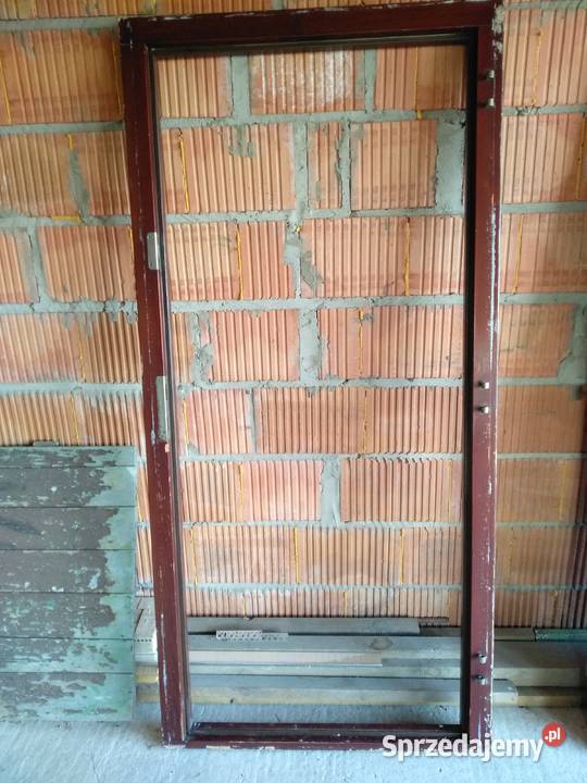 Drzwi zewnetrzne drewniane techniczne tymczasowe Starcza