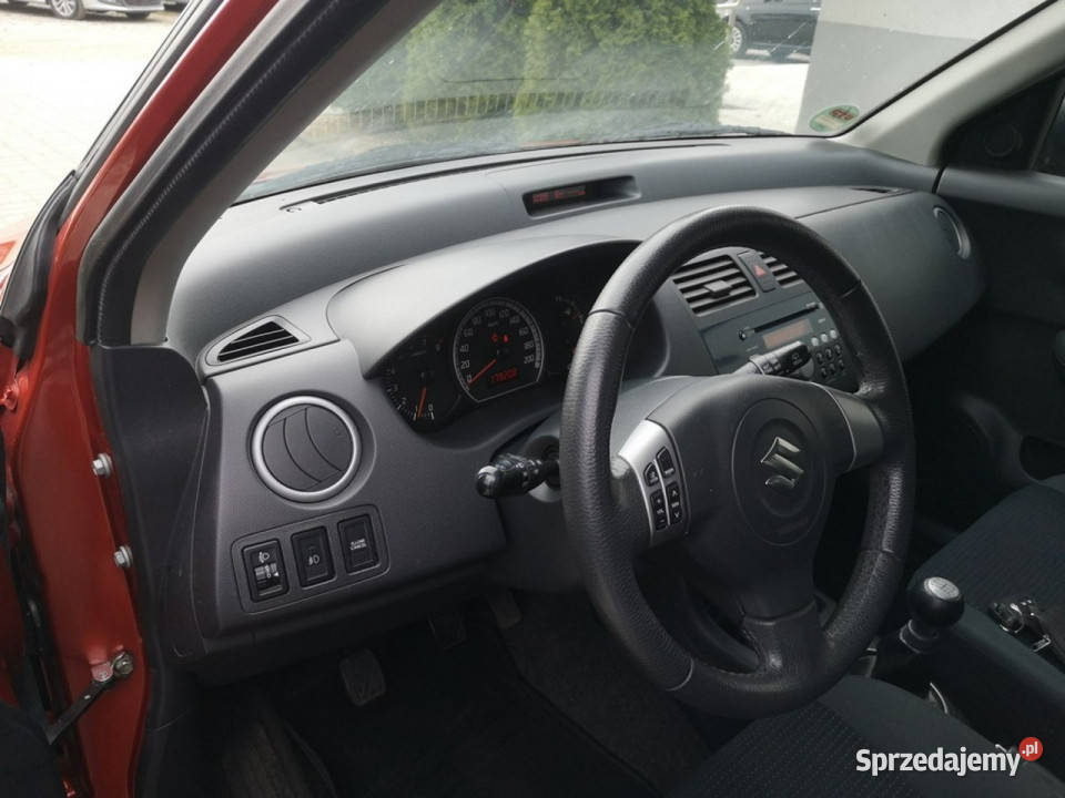 Suzuki Swift 1328 16v 92 Klimatyzacja Alu Felgi ABS dolnośląskie Strzegom sprzedam